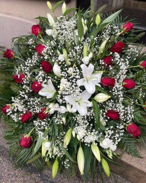 Klasisks bēru vainags