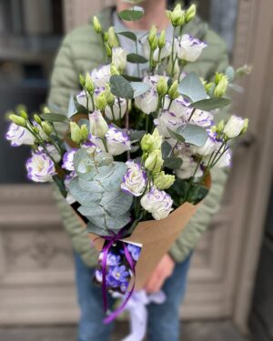 Lizanšu pušķis ar eikaliptu